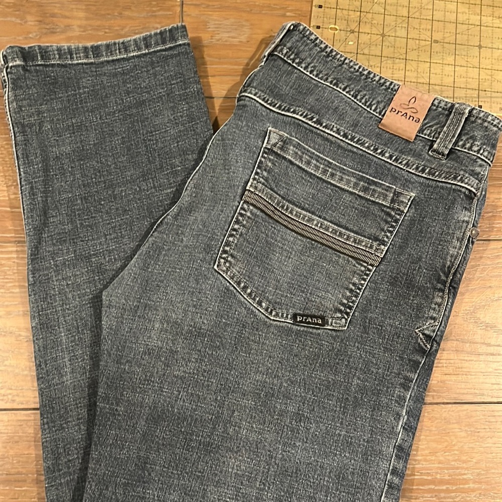 Prana Jeans size 34, slim fit